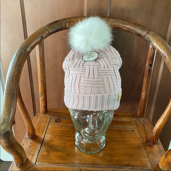 Blush Pink Beanie Knit Hat NWT - Picture 4 of 8